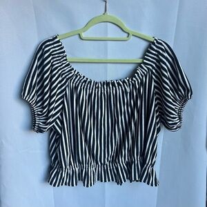 H&M Black White Striped Off Shoulder Crop Top – Women’s XL